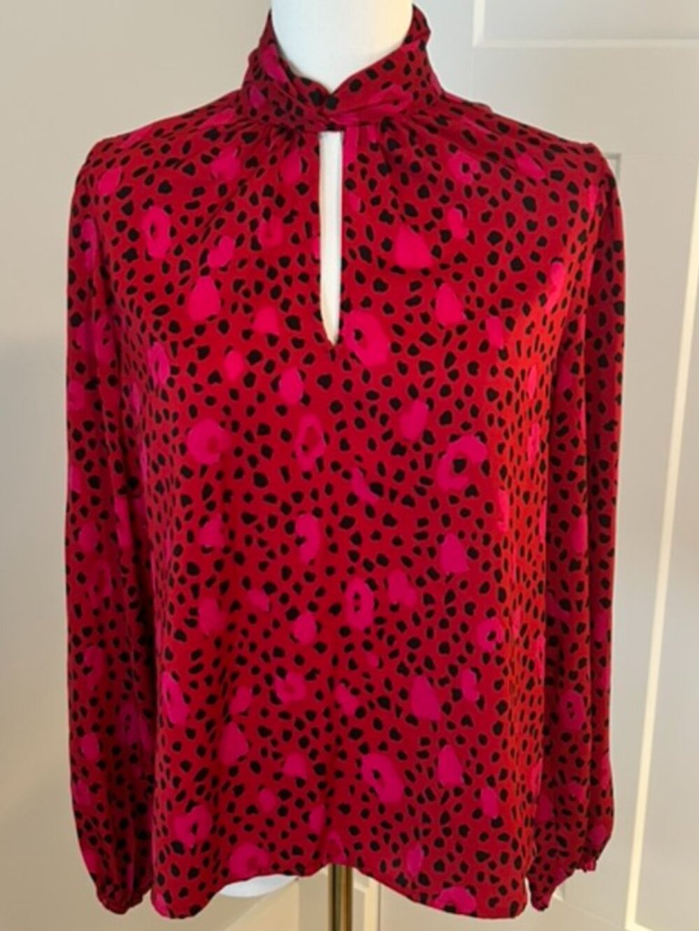 Keyhole Red & pink Leopard Silky Blouse